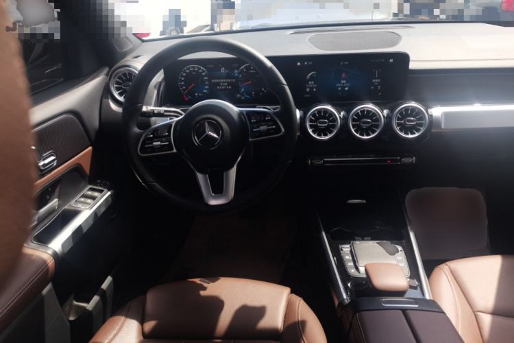 Used Mercedes-Benz GLB 2023 GLB 220 Sport Edition Steering Wheel