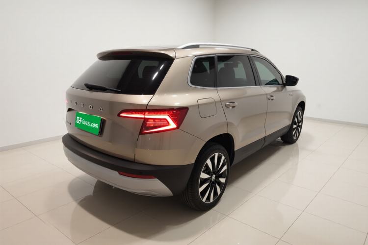 Used Skoda Karoq 2019 TSI280 SmartDrive Luxury Edition China VI standard Rear Right 45 Deg