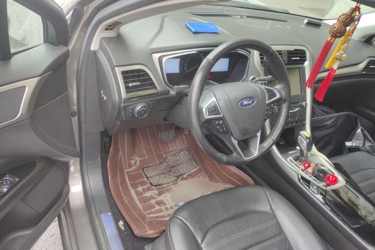Used Ford Mondeo 2013 2.0L GTDi 200 Luxury Model
