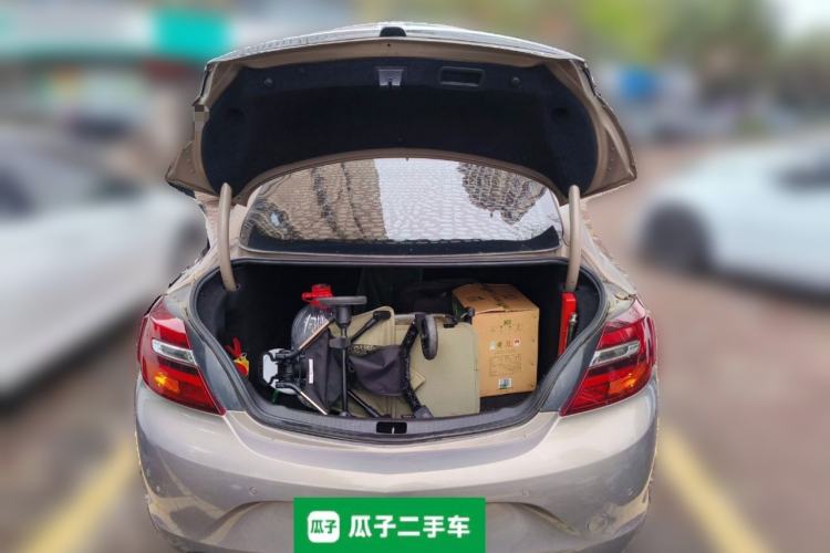 Used Buick Regal 2015 1.6T Fashion Tech Model
