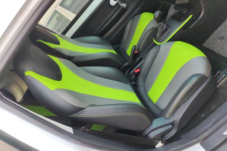 Used Roewe Clever 2021 302 km New Four-Seater Super-Efficient Version