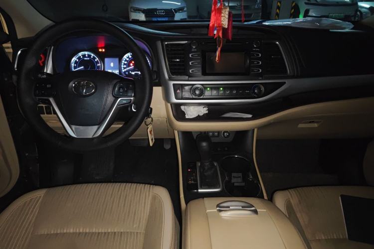 Used Toyota Highlander 2018 2.0T Four-Wheel Drive Elite Edition 7 Seats China V Standard