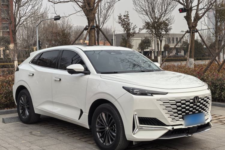 Used CHANGAN UNI-K 2024 2.0T Two-Wheel Drive YueShang Trim Exterior 4