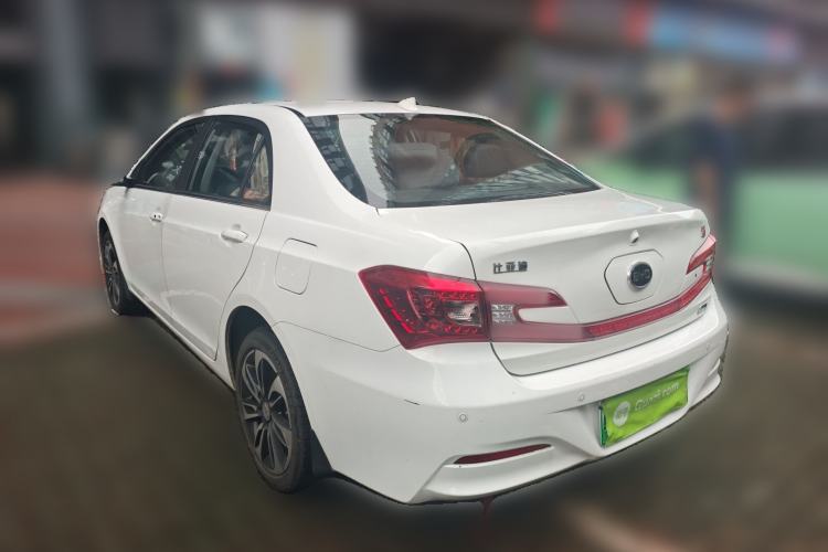 Used BYD Qin New Energy 2015 1.5T Dual-Crown Flagship Plus Edition Rear Left 45 Deg