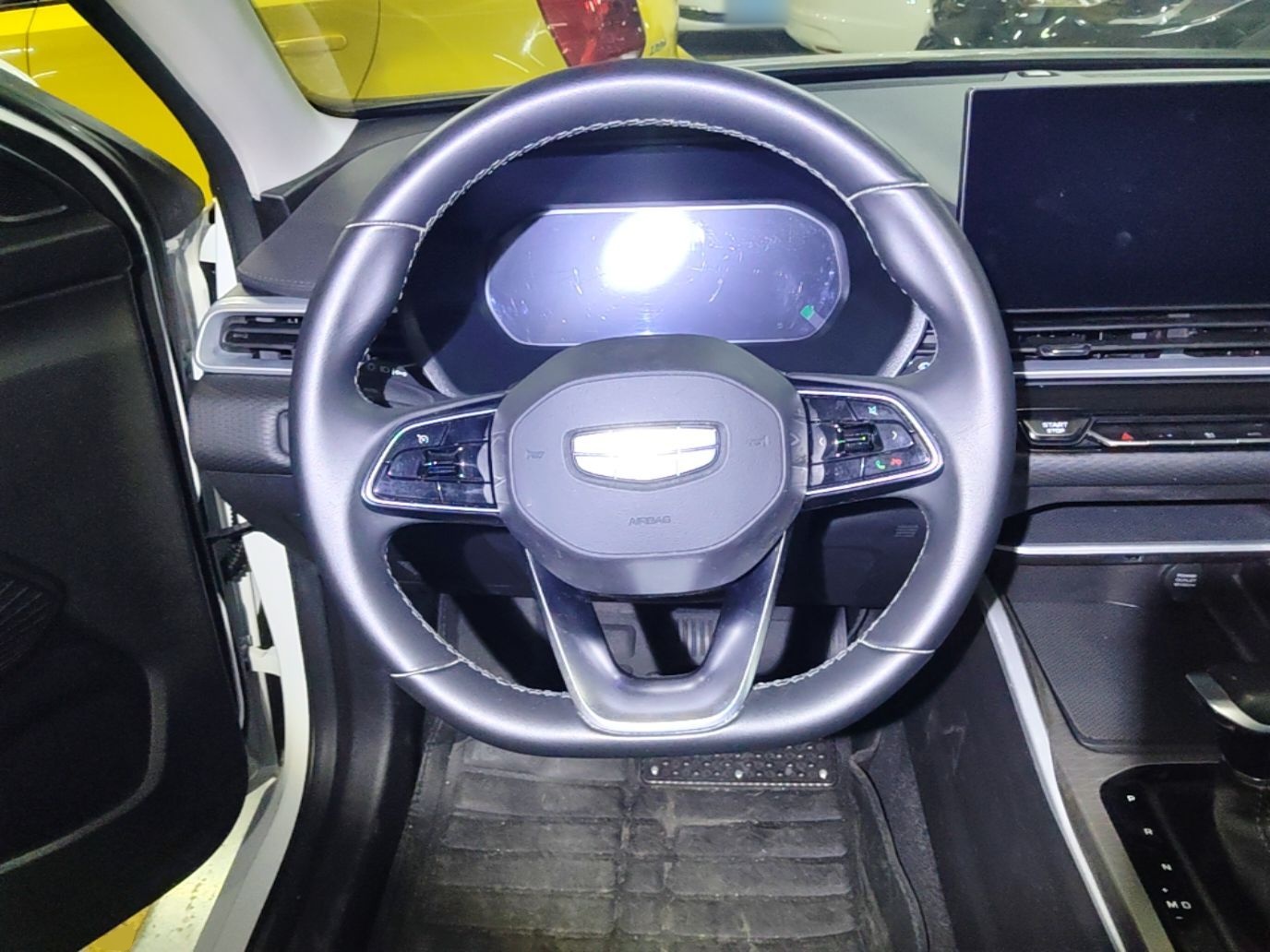Geely Auto Emgrand 2025 4th Generation 1.5L CVT Longteng Edition — снимка 13