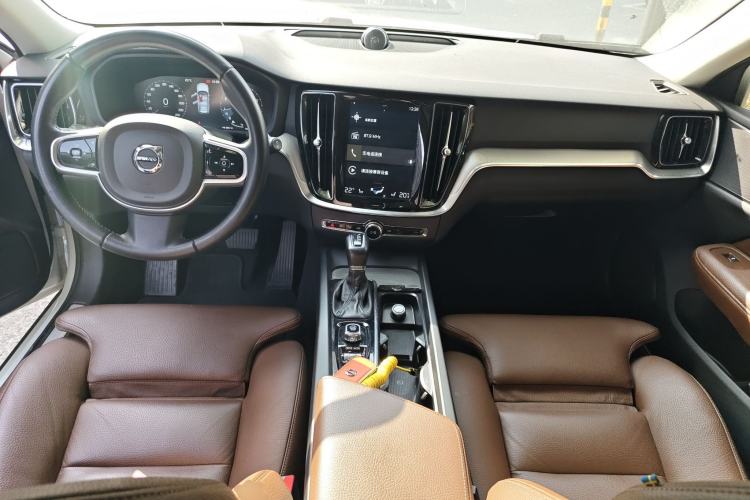 Used Volvo V60 2020 T5 Zhiyuan Luxury Edition