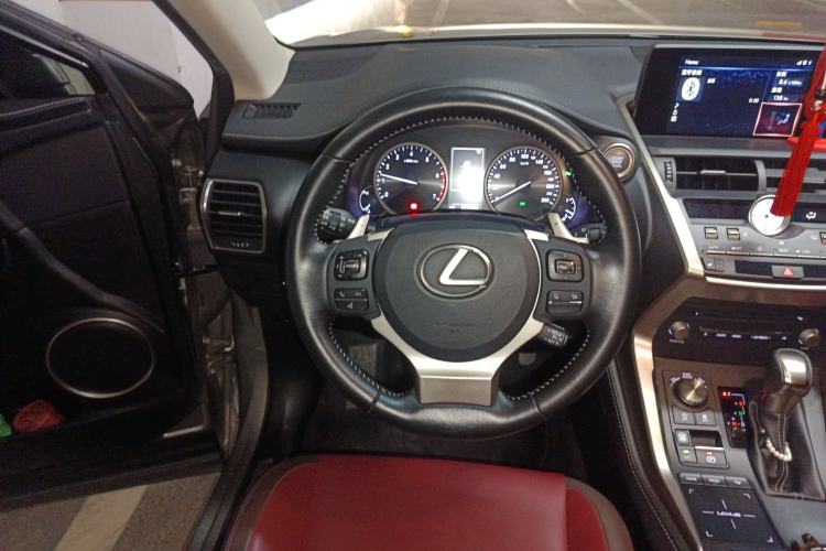 Used Lexus NX 2018 300 Front-Drive Freeline Edition
