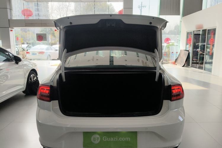 Used Volkswagen Lamando 2019 230TSI DSG Fashion Edition China VI