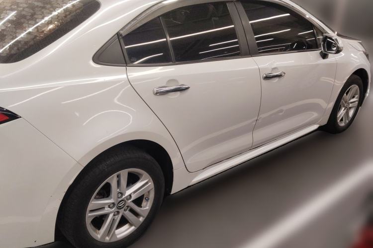 Used Toyota Levin 2019 185T CVT Luxury Edition China VI Standard Rear Right 45 Deg