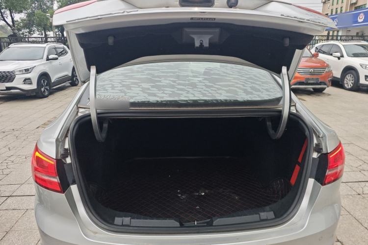 Used Ford Escort 2015 1.5L Automatic Fashion Model