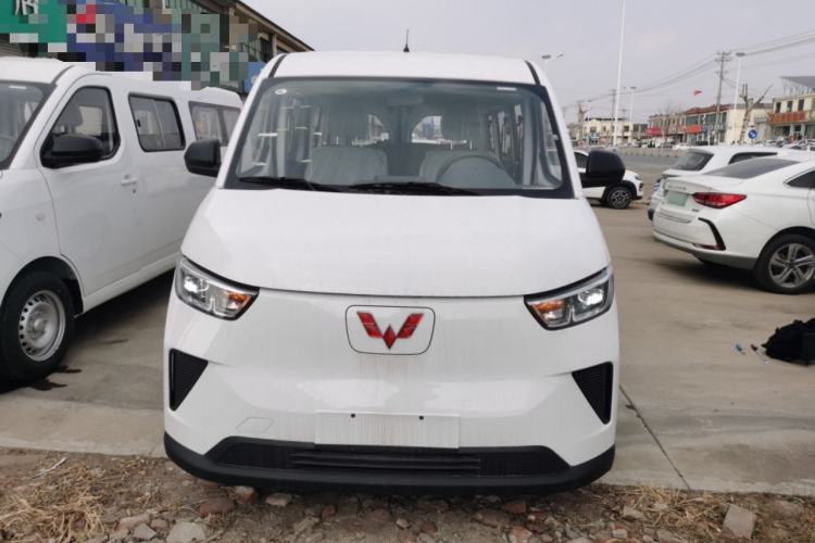 Used Wuling Yangguang 2025 Model 400km Bus Edition—Comfort Edition