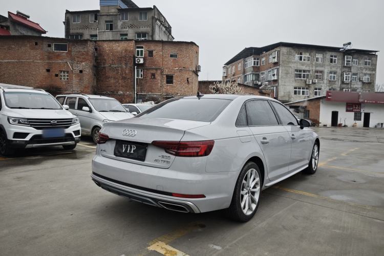 Used Audi A4L 2019 40 TFSI Fashion Edition China VI Emission Standard