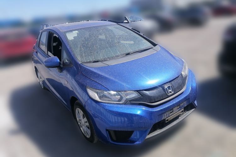 Used Honda Fit 2016 1.5L LXS CVT Comfort Sunroof Version Front Right 45 Deg