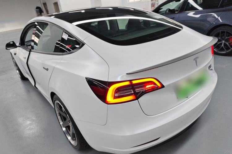 Used Tesla Model 3 2021 Revised Version II – Performance High-Performance All-Wheel-Drive Edition
