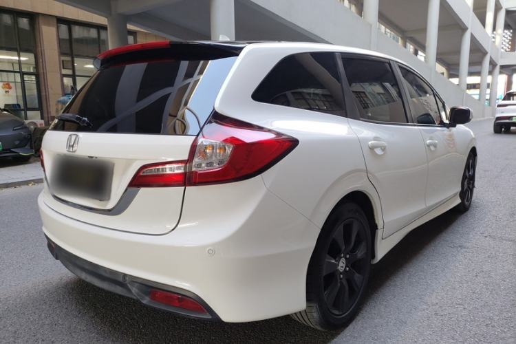 Used Honda Jade 2013 1.8L automatic Comfort version 5 seats
