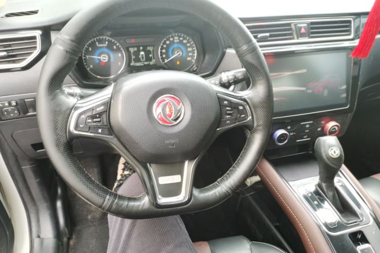 Used Dongfeng Fengon 580 2016 Revised Version 1.5T CVT Luxury Edition