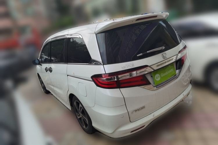 Used Honda Odyssey 2015 Revised Version 2.4L Supreme Edition Rear Left 45 Deg
