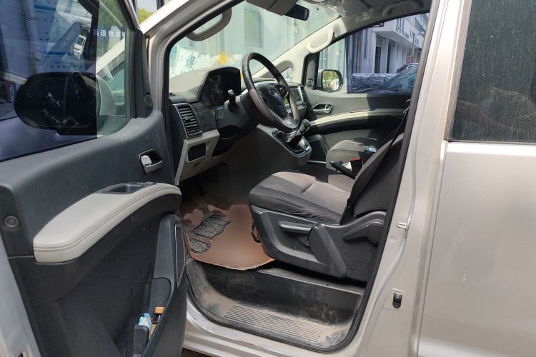 Used JAC Refine M4 2016 2.0L Manual Luxury Version Driver Seat