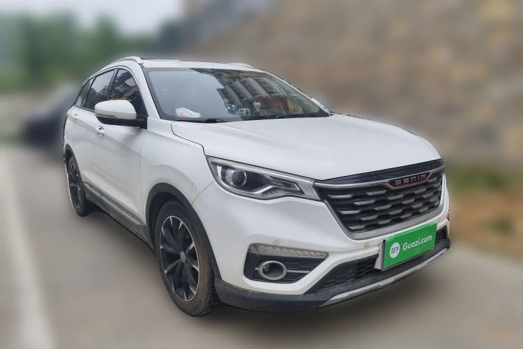 Used FAW Senya R9 2018 1.2T Manual Luxury Smart Edition
