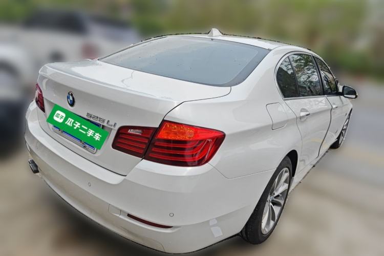 Used BMW 5 Series 2017 525Li Leading Model Rear Right 45 Deg