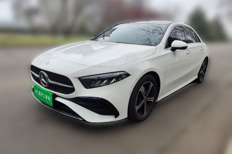 Used Mercedes-Benz A-Class 2022 Revised Version A 200 L Sport Sedan Fashionable Style