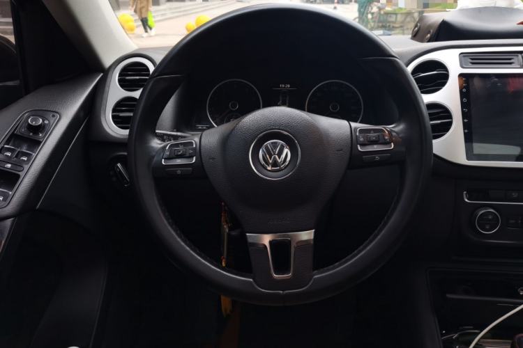 Used Volkswagen Tiguan 2013 1.8 TSI Automatic Two-Wheel Drive Comfort Edition Steering Wheel