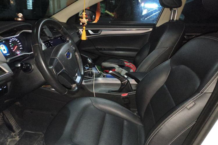 Used Geely Auto Emgrand GL 2017 1.8L Manual Elite Model
