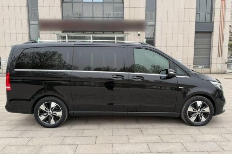 Used Mercedes-Benz V-Class 2020 V 260 Prestige Edition Exterior 3