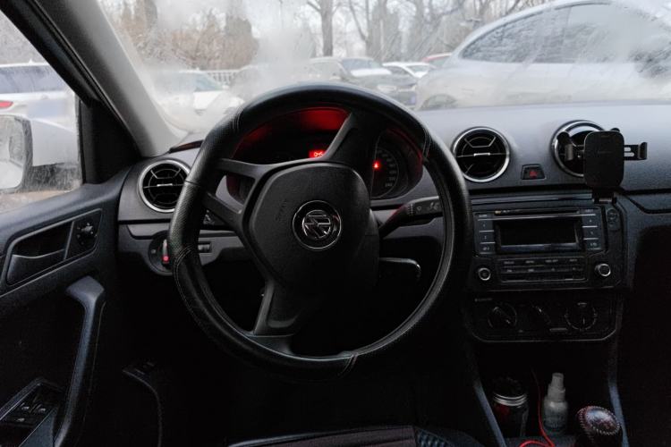 Used Volkswagen Jetta 2017 1.4L Manual Fashion Edition