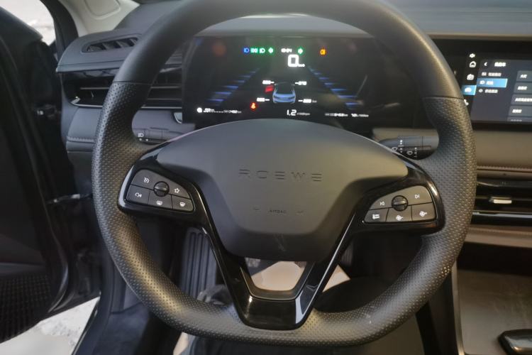 Used Roewe i5 2026 Model 1.5L Manual Comfort Version