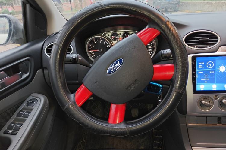 Used Ford Focus 2013 Hatchback Classic 1.8L Manual Base Model
