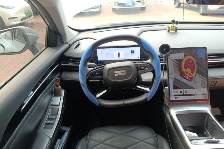 Used Geely Galaxy L6 2024 125km PLUS Dragon Edition
