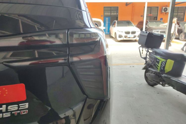 Used Hongqi HS3 2023 1.5T Two-Wheel Drive Shanwei Edition
