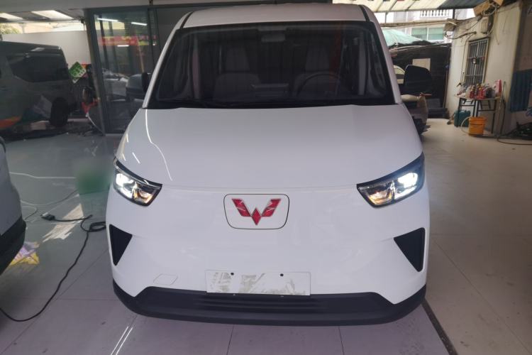 Used Wuling Yangguang 2025 Model 400km Bus Edition—Comfort Edition