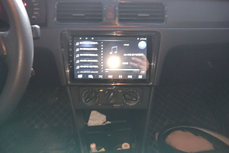 Used Volkswagen Santana 2015 1.6L Manual Fashion Edition Audio And AC Panel