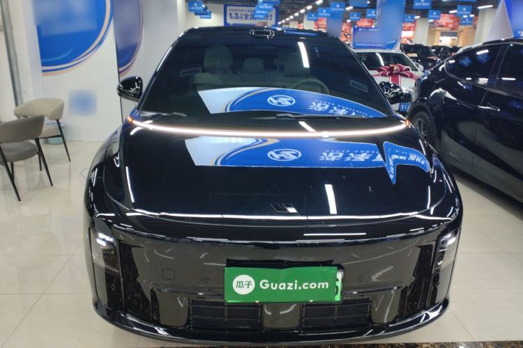 Used Li Auto i6 2025 Model Four-Wheel-Drive Standard Type Front