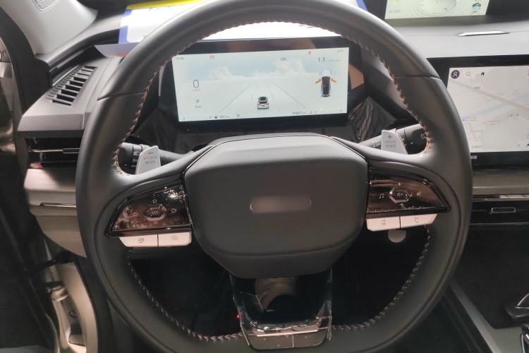 Used CHANGAN OSHAN Z6 2023 Blue Whale 1.5T DCT Smart Edition
