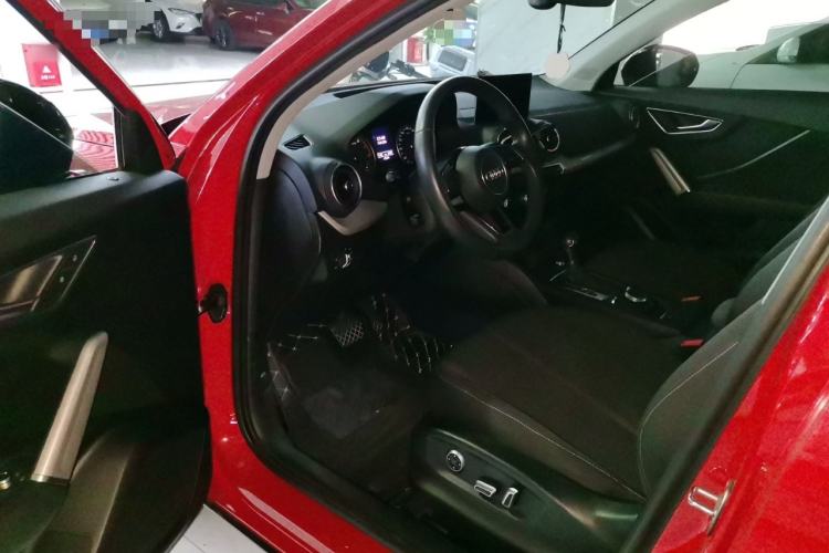 Used Audi Q2L 2020 35 TFSI Ambition Dynamic Edition Driver Seat