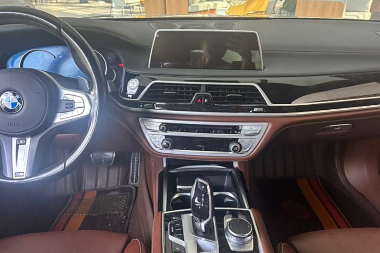 Used BMW 7 Series 2018 740Li M Sport Package Leading Model