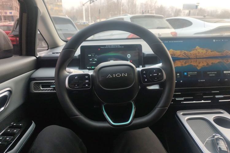 Used AION Y 2023 Plus 510 Smart Edition