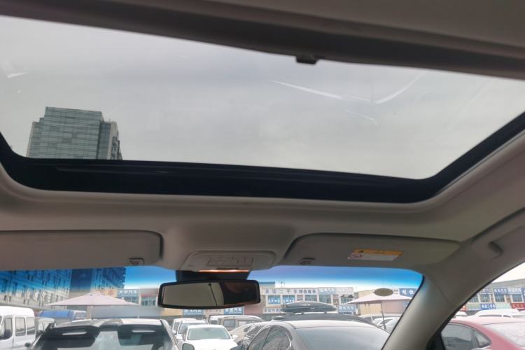 Used Buick GL8 2023 Land Executive Class 652T Luxury Model Headliner