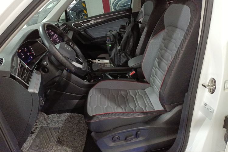 Used Volkswagen Tiguan L New Energy 2023 430 PHEV Plug-in Hybrid Flagship Edition Left Front Seat