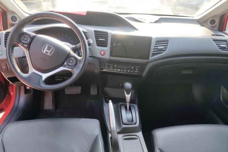 Used Honda Civic 2012 1.8L automatic luxury edition
