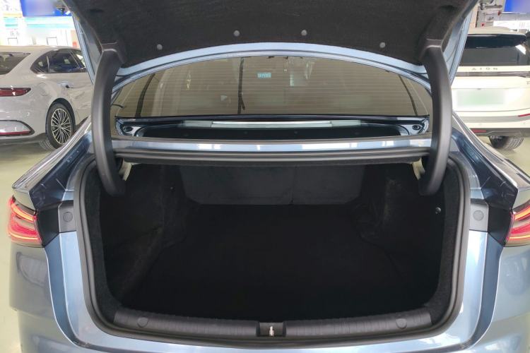 Used BYD Seal 06 New Energy 2025 DM-i Smart Drive 80KM Luxury Model Trunk