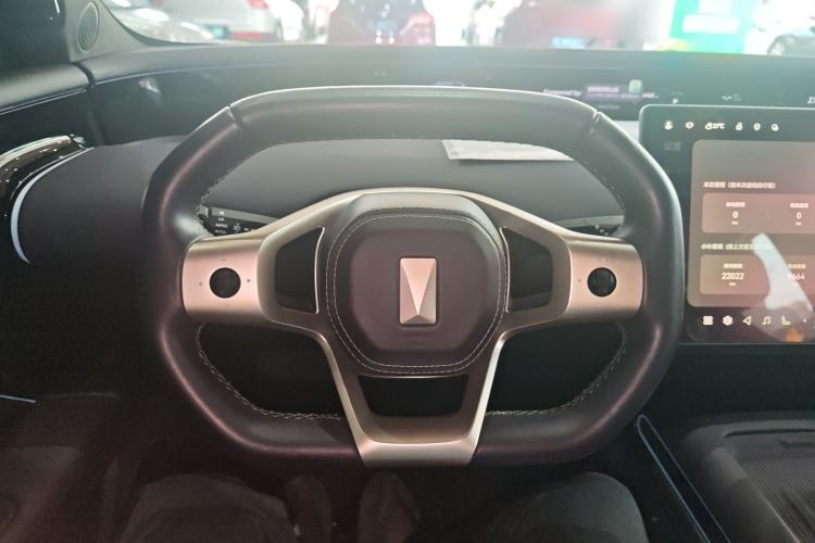 Used Avatr 07 2024 Max Extended-Range Edition Steering Wheel