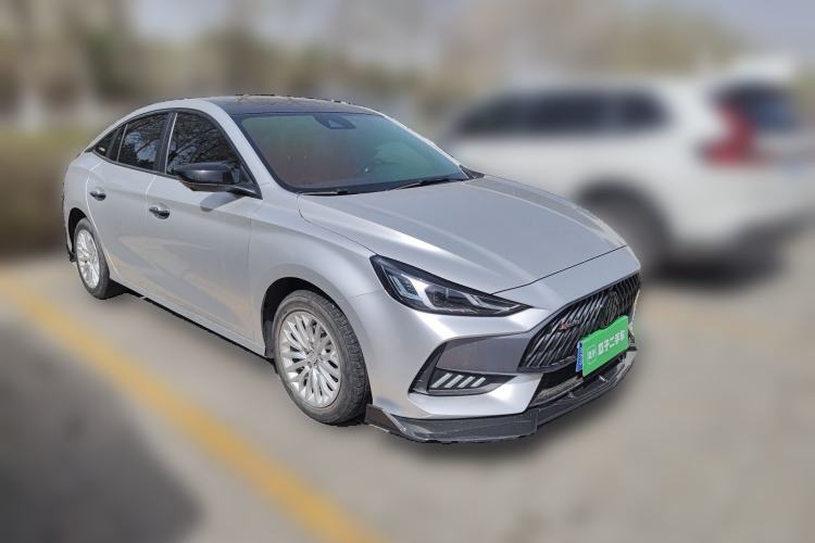 Used MG 5 2022 180 DVVT CVT Youth Flagship Edition Front Right 45 Deg