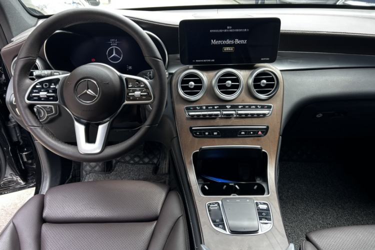 Used Mercedes-Benz GLC 2022 Refreshed GLC 300 L 4MATIC Dynamic Edition
