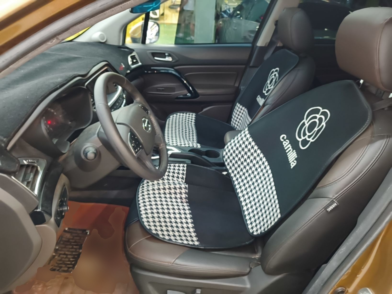 Interior delantero