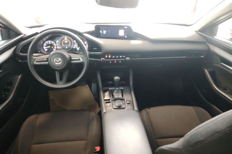 Used Mazda 3 Axela 2021 2.0L Automatic Zhiqing Edition Center Console