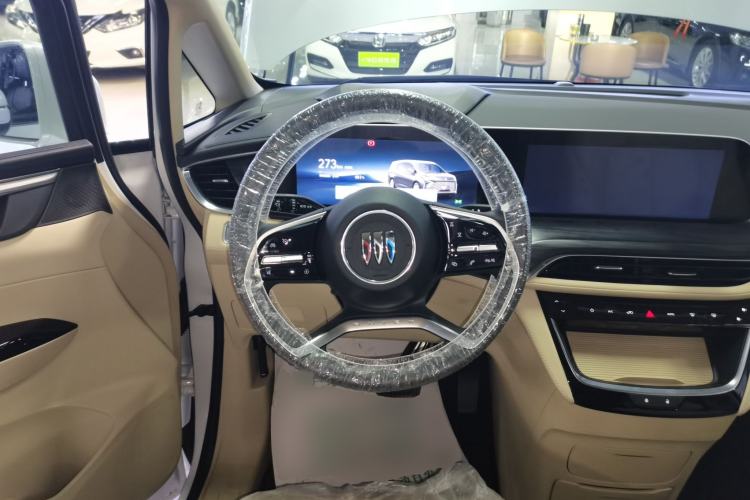 Used Buick GL8 New Energy 2025 Lushang First-Drive Edition 7-Seater
